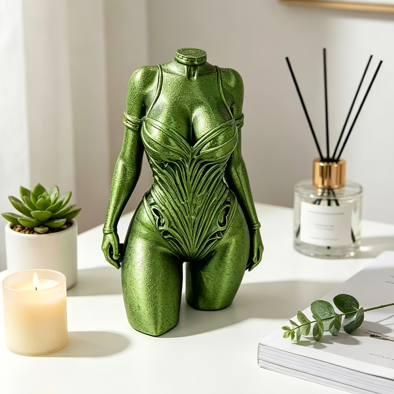 Cyberpunk Style Woman Torso Fi - Office Furniture Hon ulasan dan harga