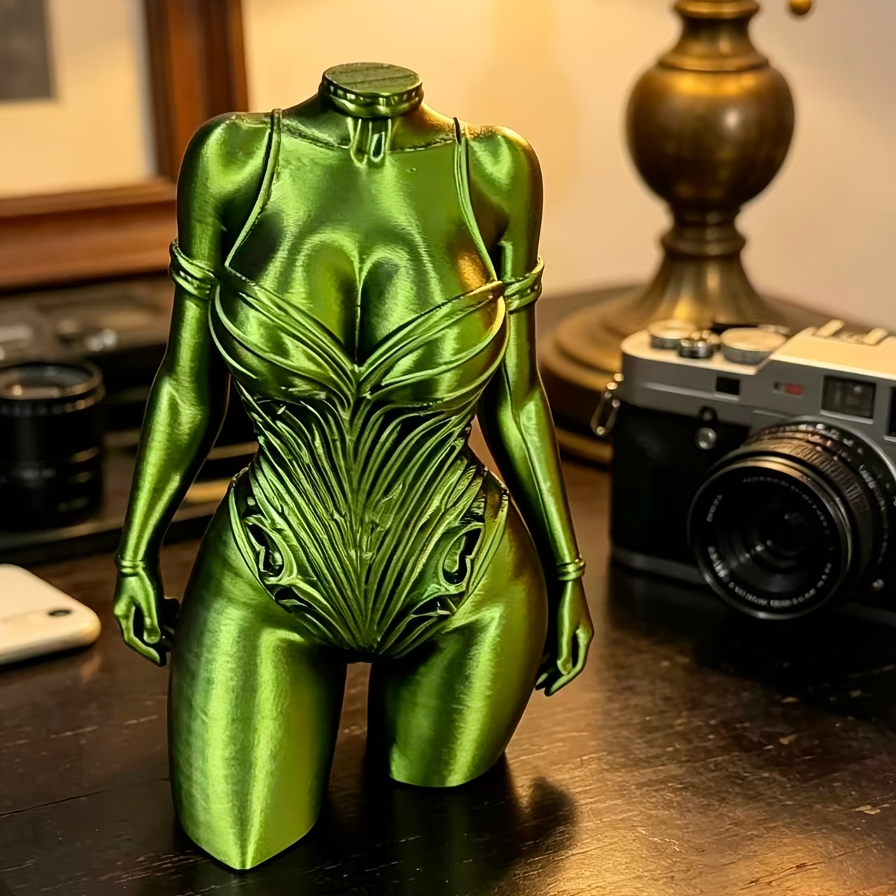 Cyberpunk Style Woman Torso Fi - Office Furniture Hon ulasan dan harga